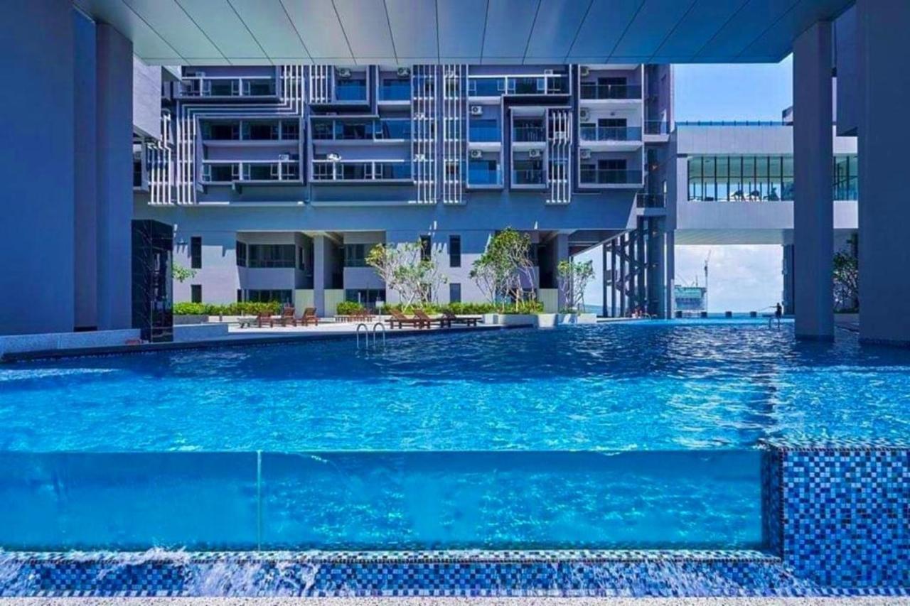 Imperio.Res - Near To Jonker & Mall - Pool View Malacca Kültér fotó